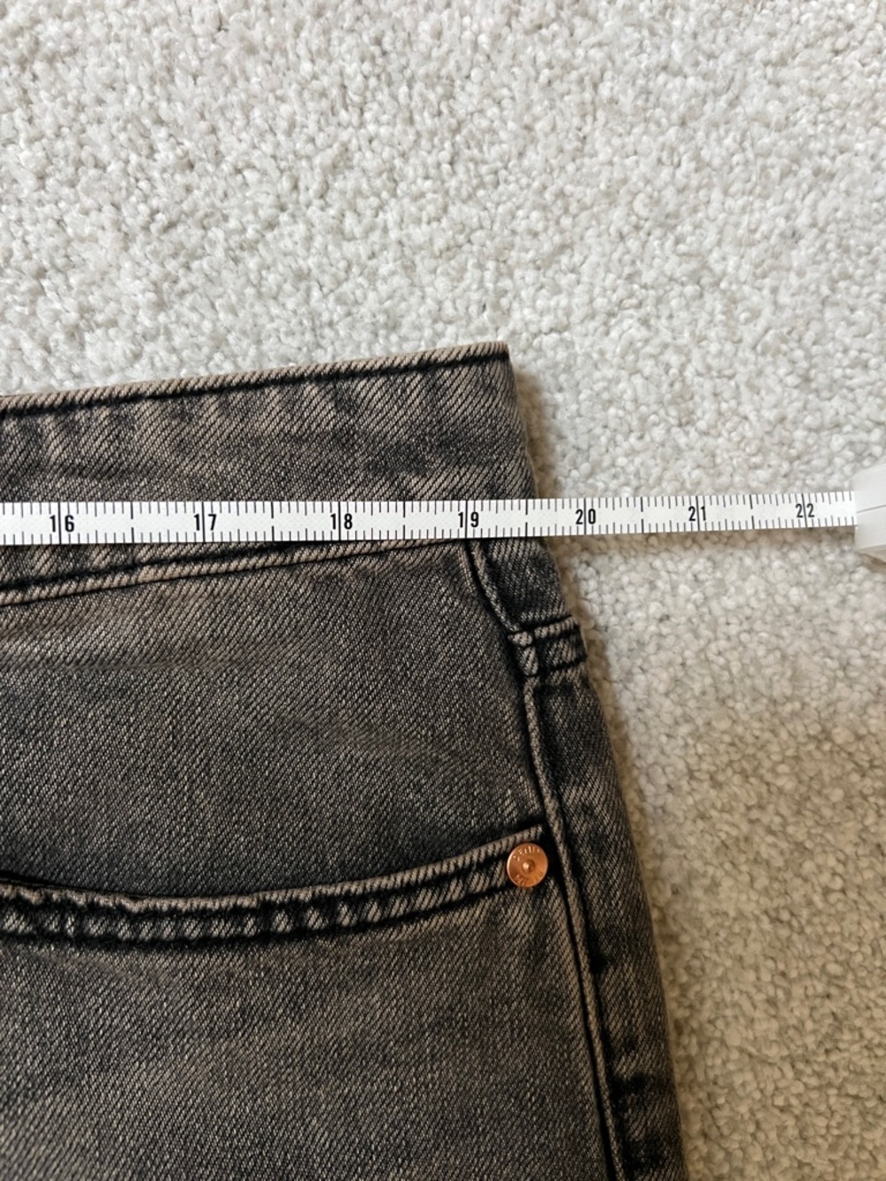 Women's Black Straight-Leg Jeans - Picture 8 of 9